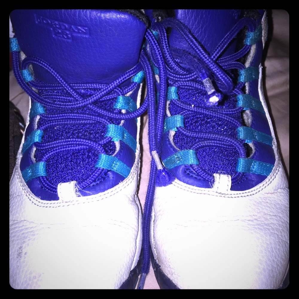 NIKE AIR JORDANS